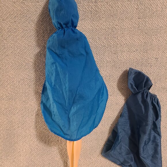 Vintage 1990s Barbie cape bundle - Picture 2 of 5